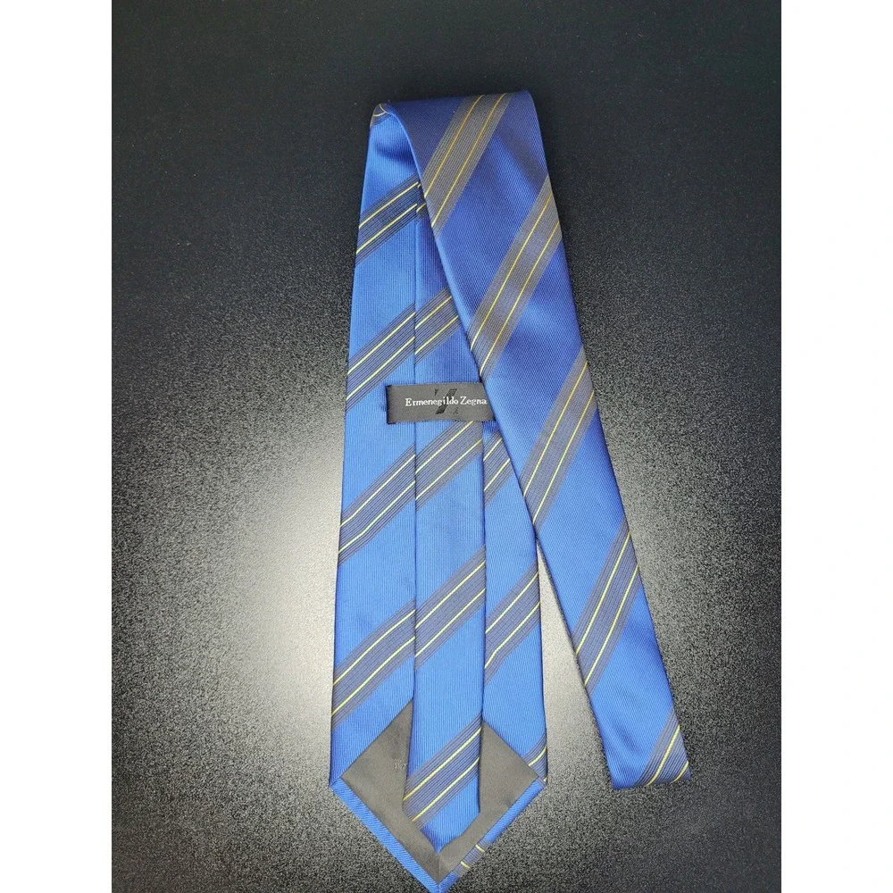 Ermenegildo Zegna Men's Necktie Blue Striped Silk 3.75
